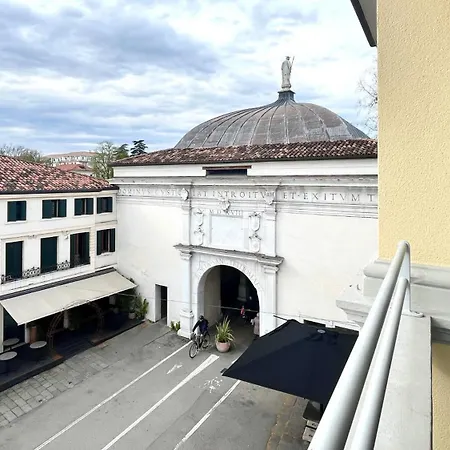 Le Terrazze Di San Tomaso Τρεβίζο